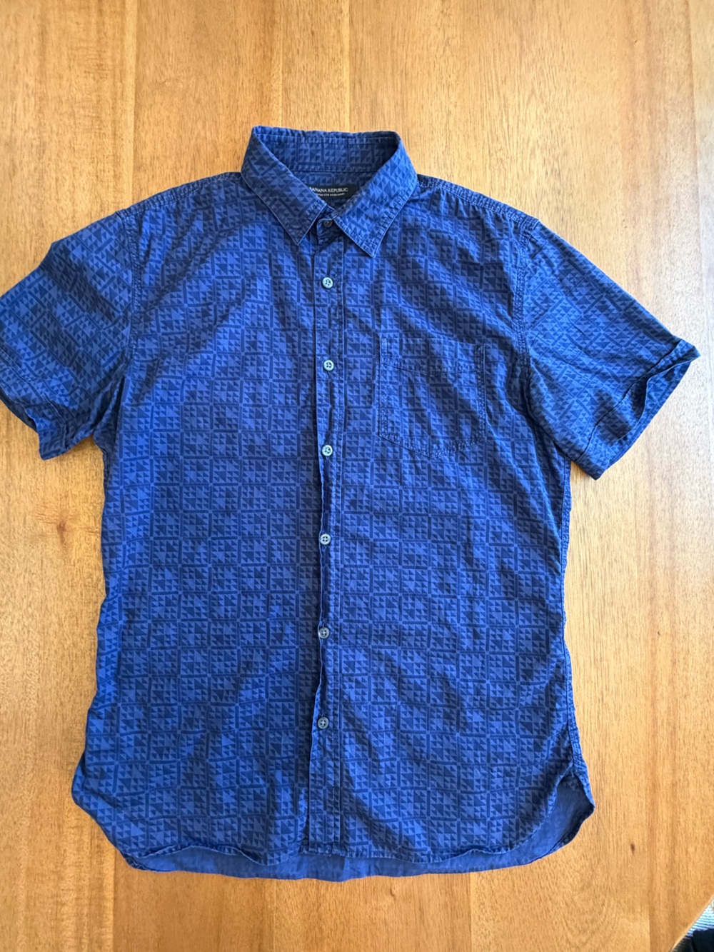 Banana Republic Blue Short-Sleeve Button-Up Shirt